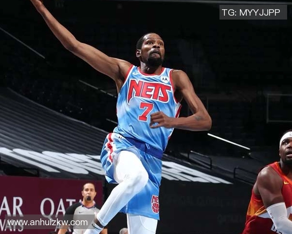 恰尔汗奥卢禁区外爆射得分